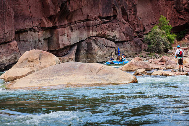 Team Artiki approach the Triplets print